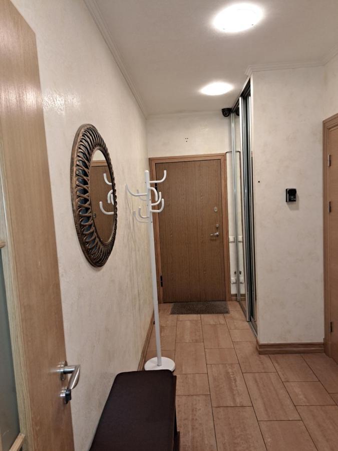 Andyshaun Service Appartments Riga Esterno foto